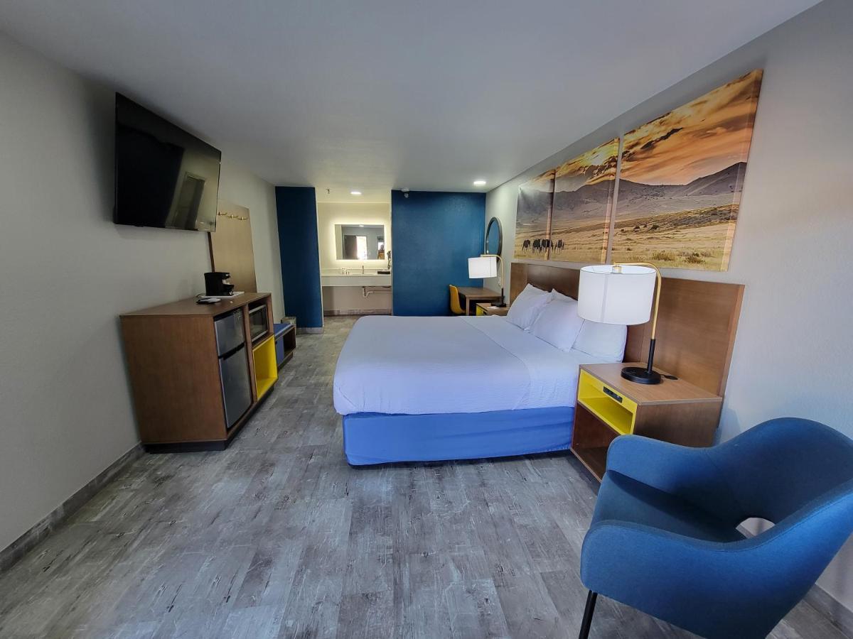 Days Inn By Wyndham Ruidoso Downs Ngoại thất bức ảnh