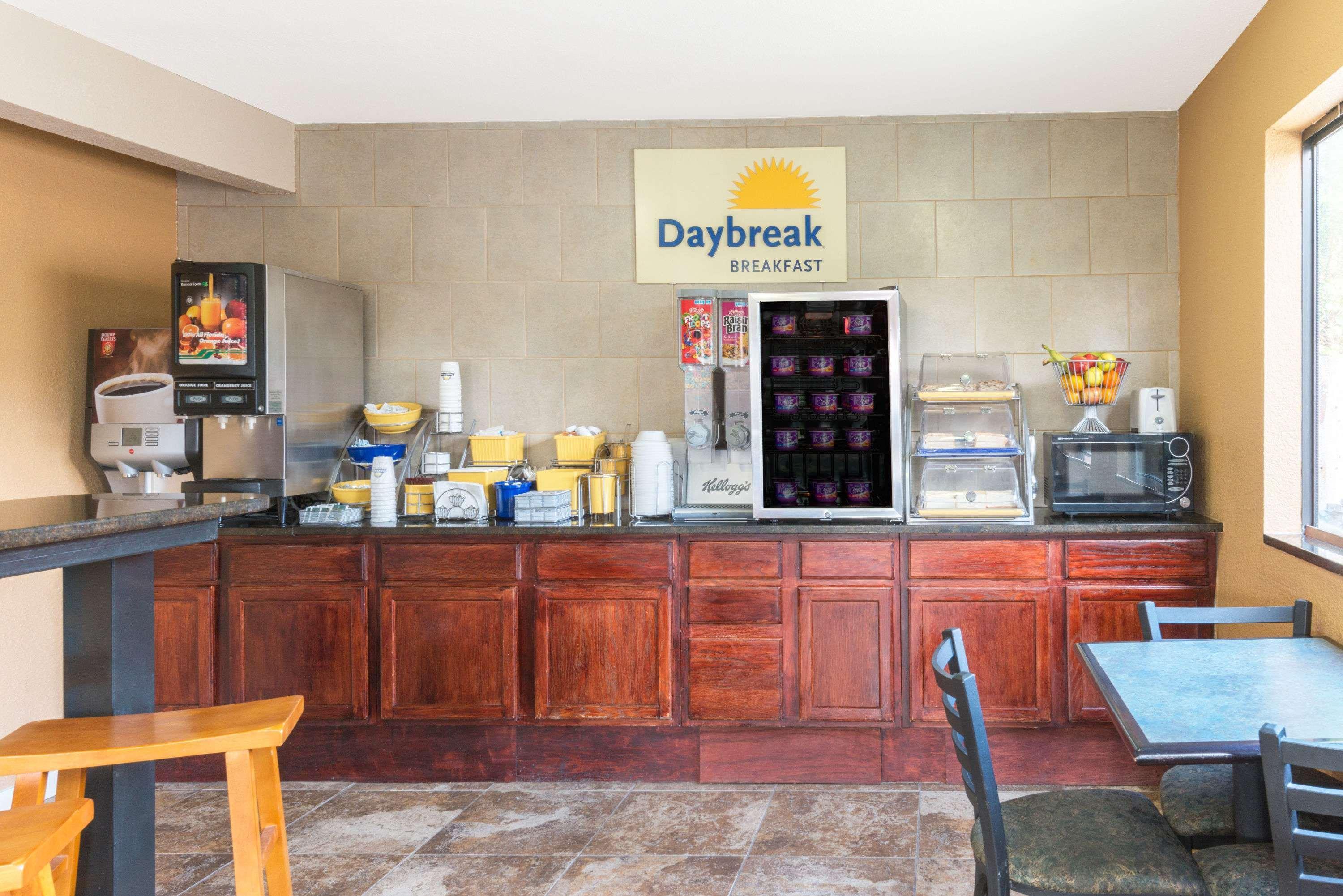 Days Inn By Wyndham Ruidoso Downs Ngoại thất bức ảnh